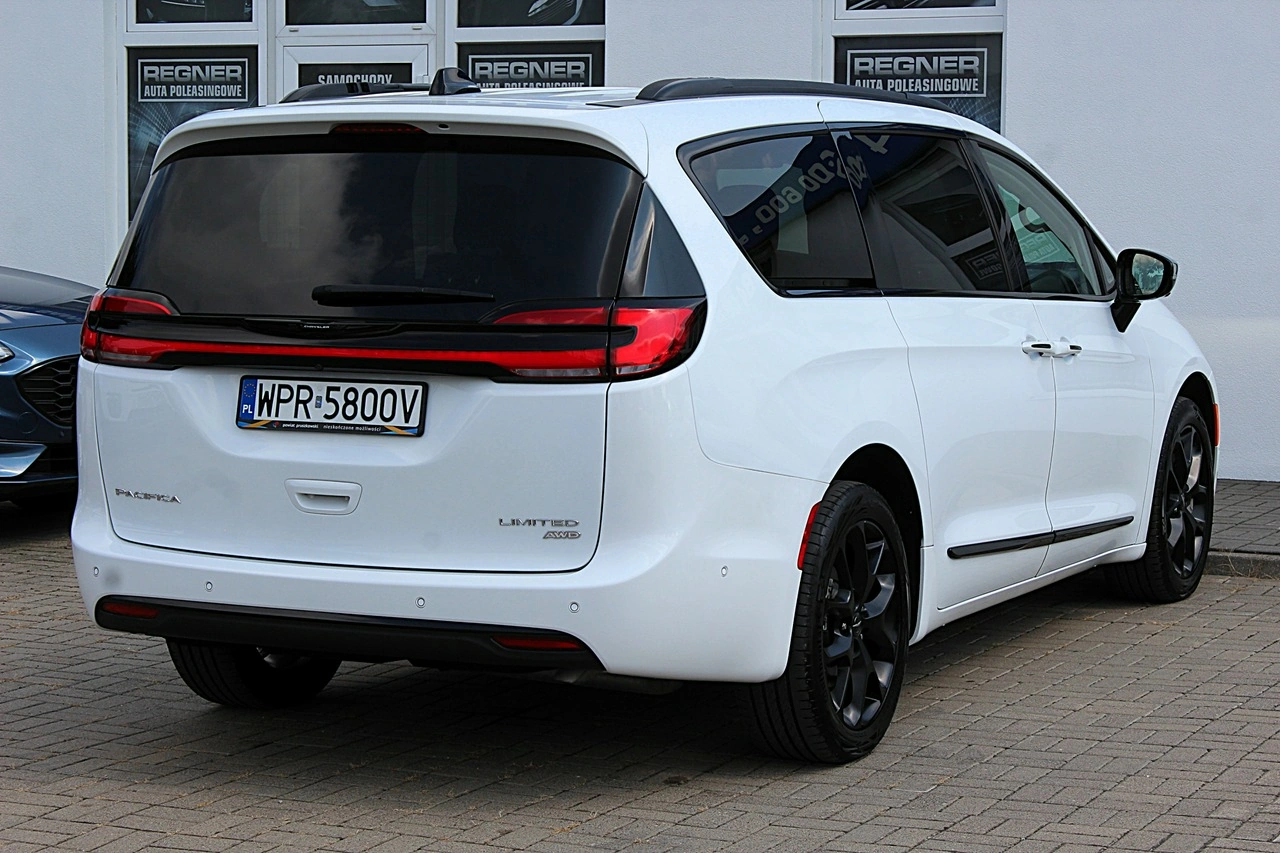 Chrysler Pacifica - Zdjęcie 5