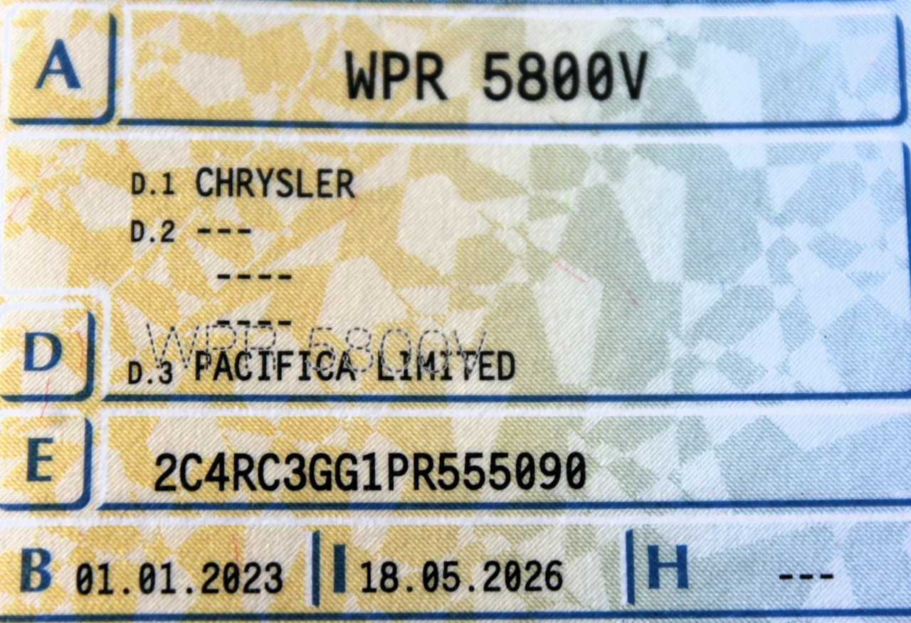 Chrysler Pacifica - Zdjęcie 6