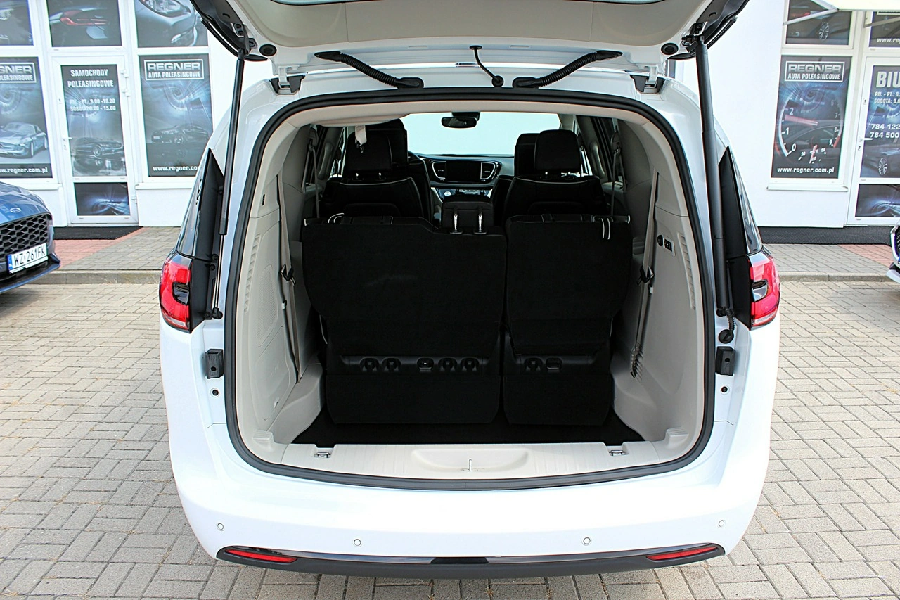 Chrysler Pacifica - Zdjęcie 7