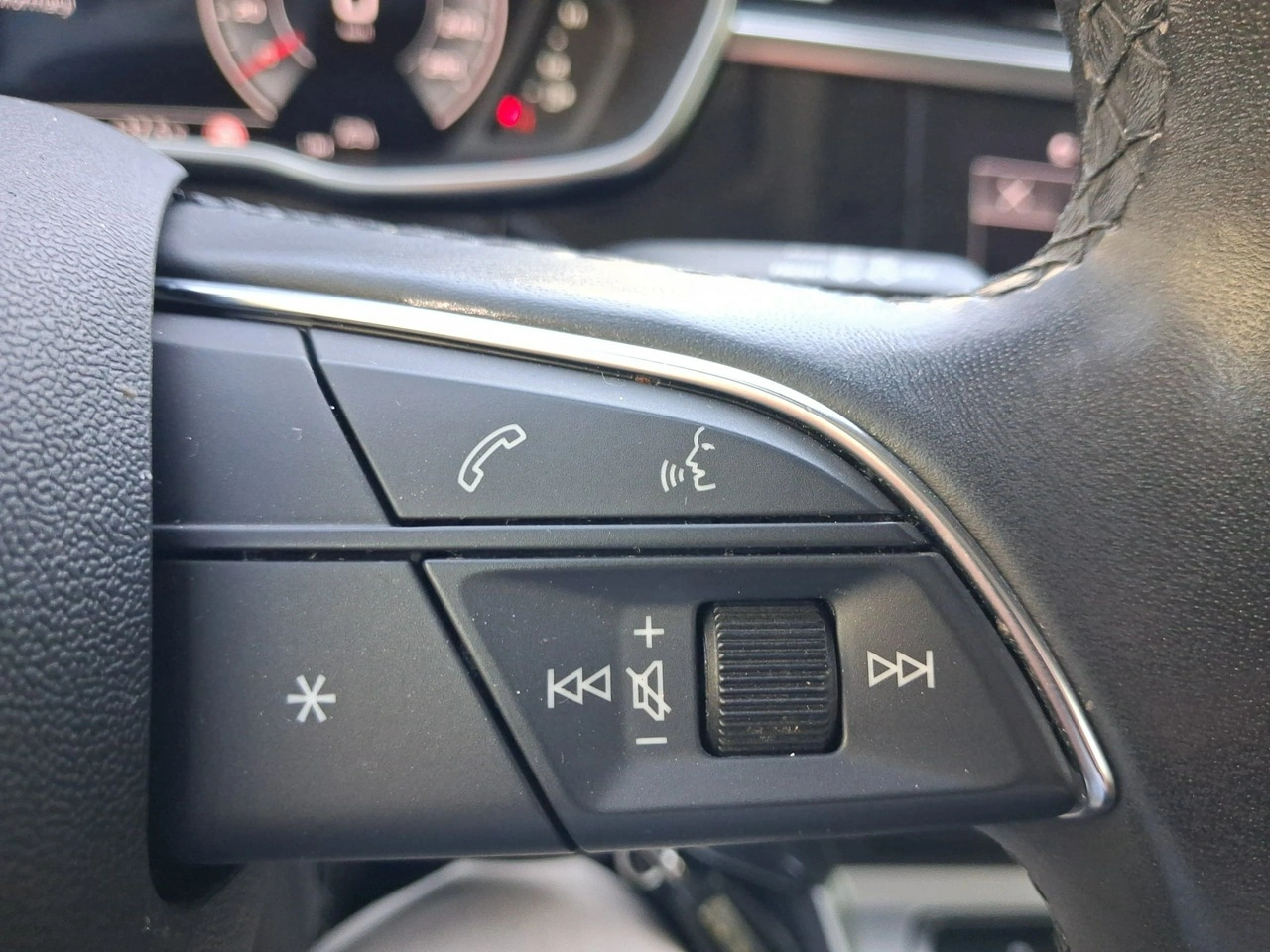 Audi Q3 - Zdjęcie 10