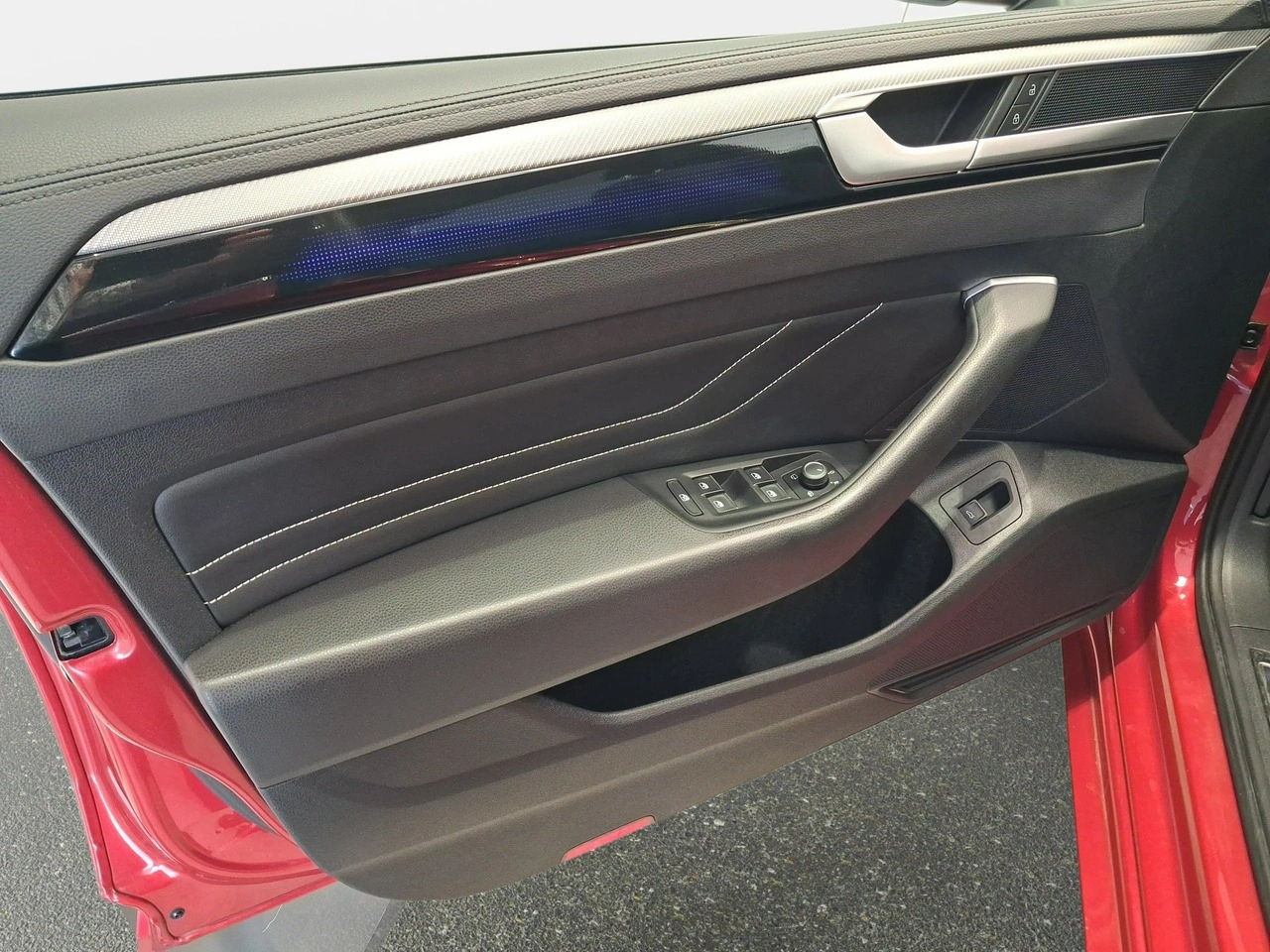Volkswagen Arteon - Zdjęcie 23