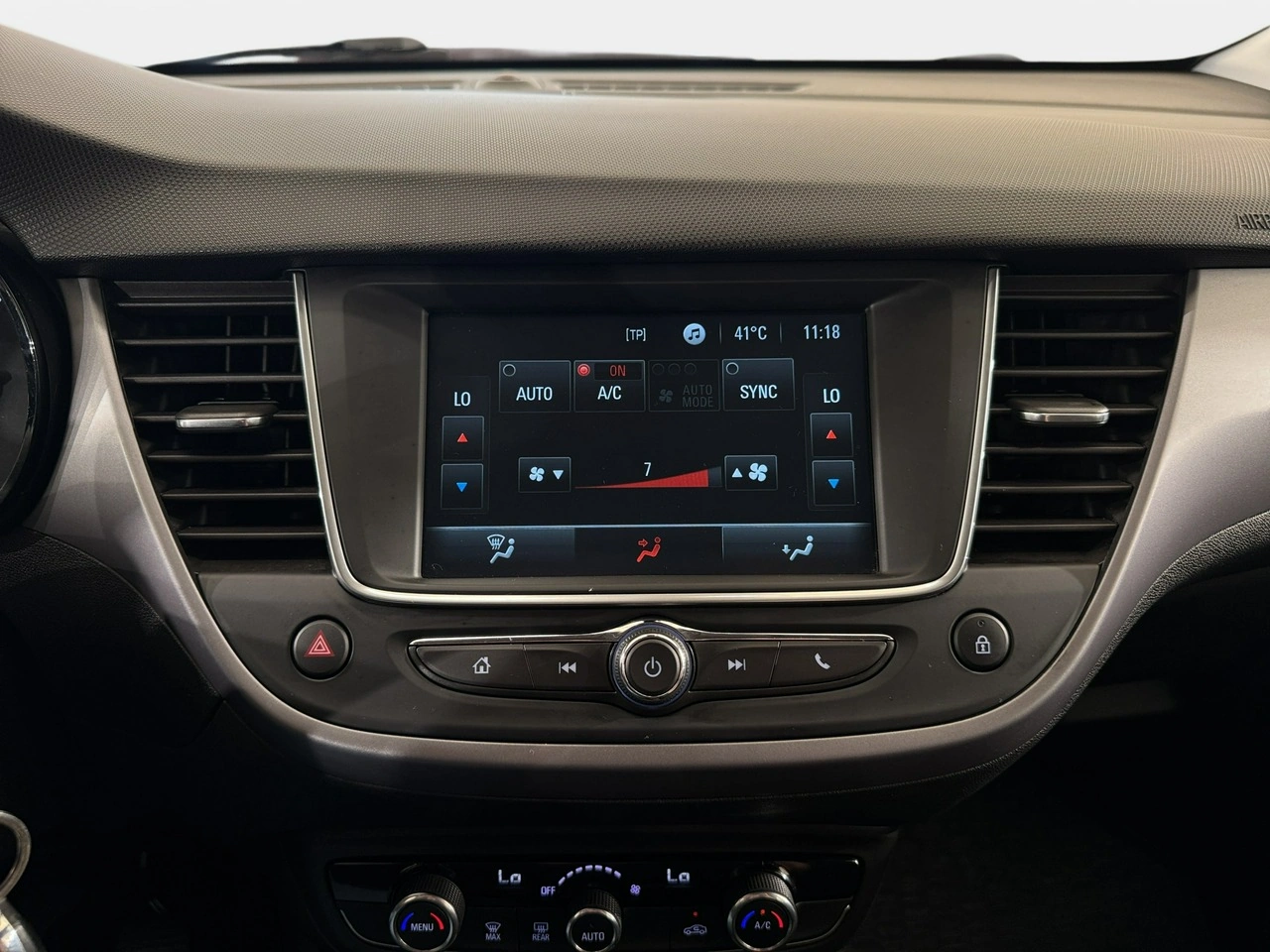 Opel Crossland X - Zdjęcie 16