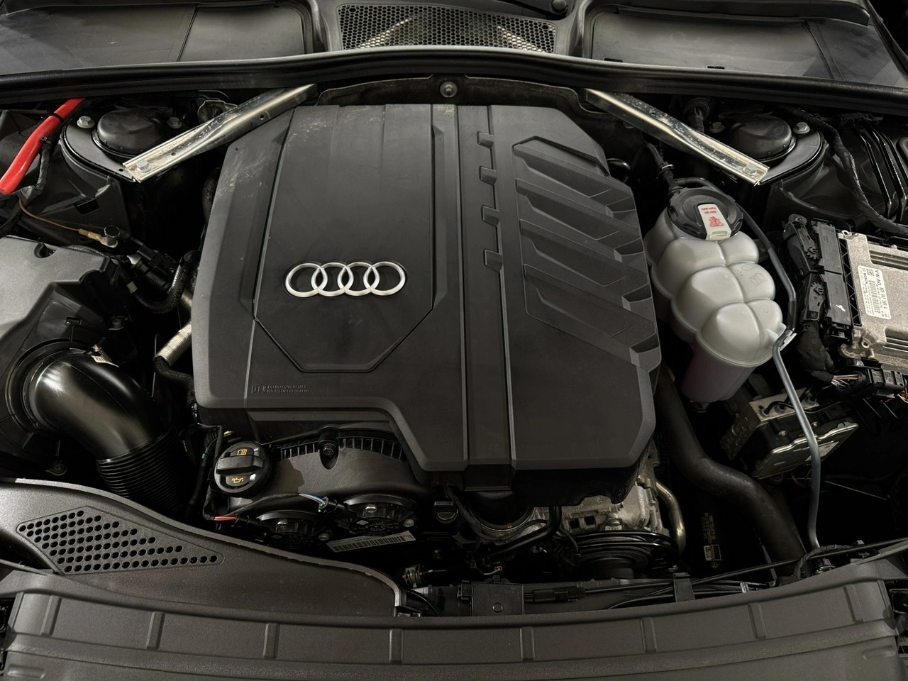 Audi A4 - Zdjęcie 34