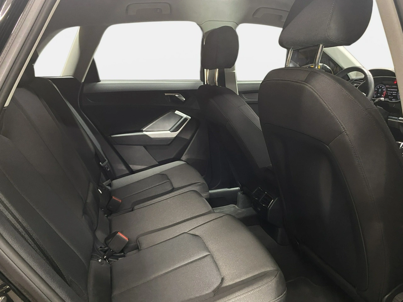 Audi Q3 - Zdjęcie 13