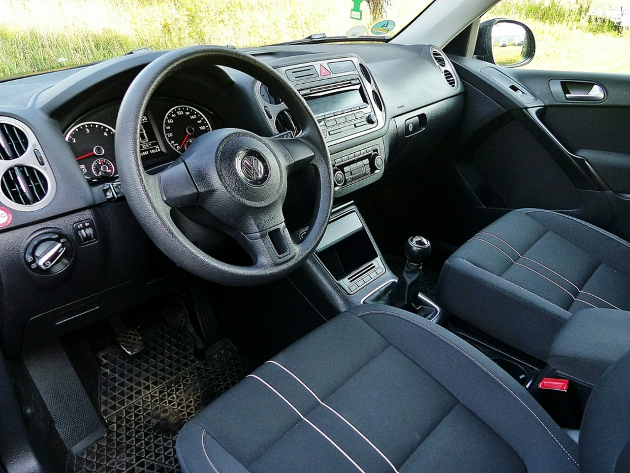Volkswagen Tiguan - Zdjęcie 16