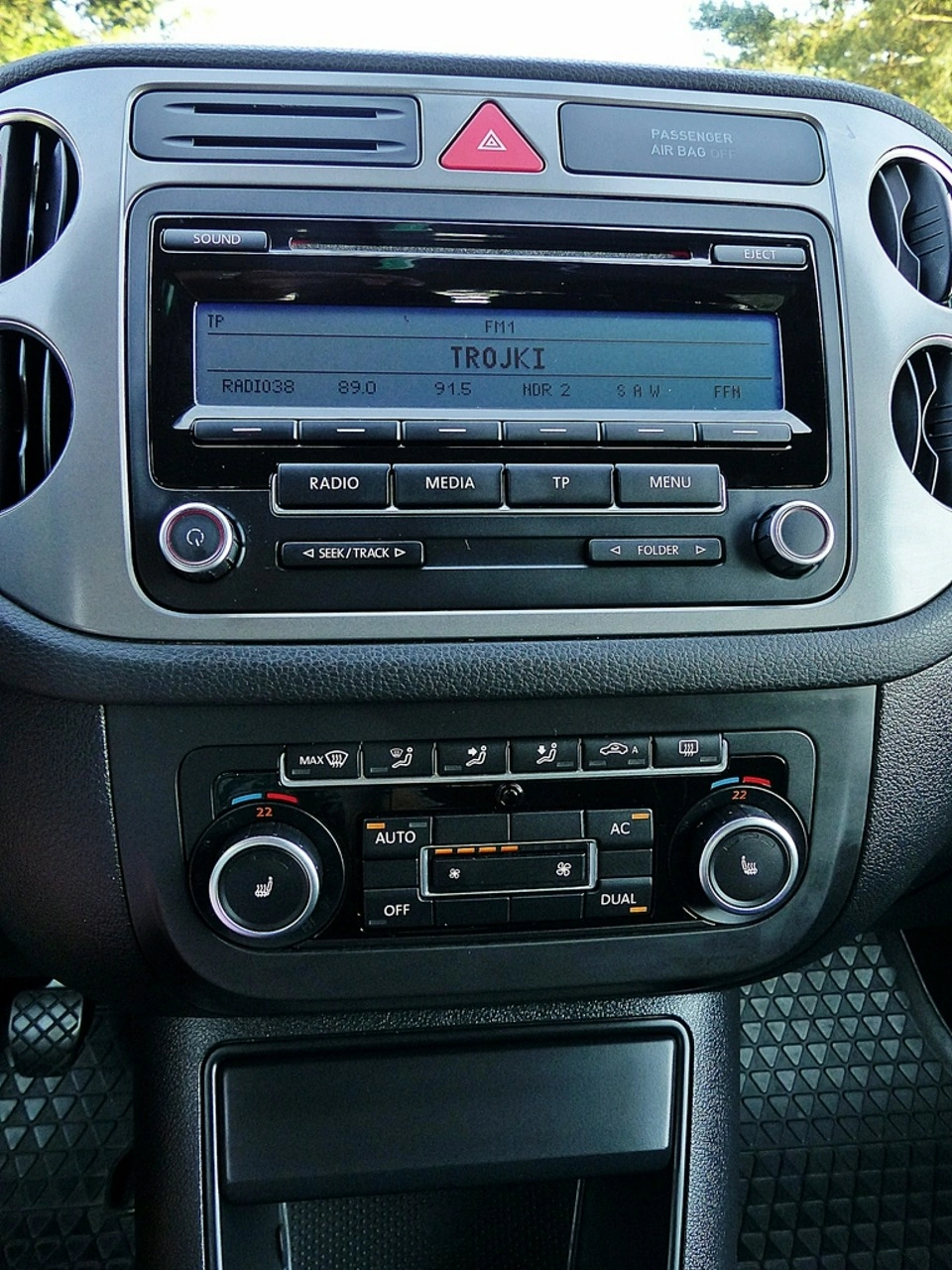 Volkswagen Tiguan - Zdjęcie 30