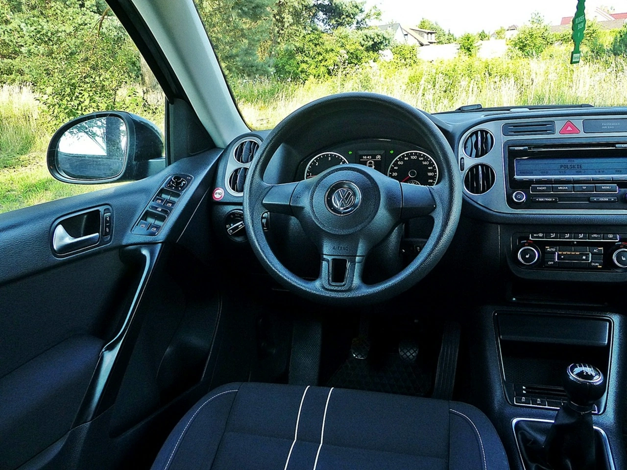 Volkswagen Tiguan - Zdjęcie 34