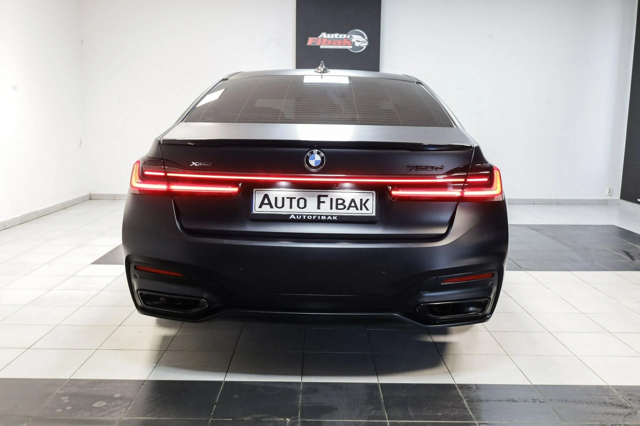 BMW 750 - Zdjęcie 10