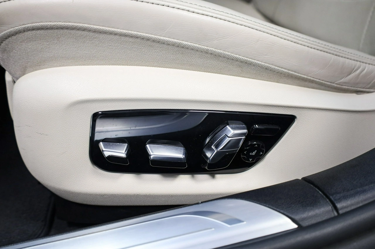 BMW 750 - Zdjęcie 23