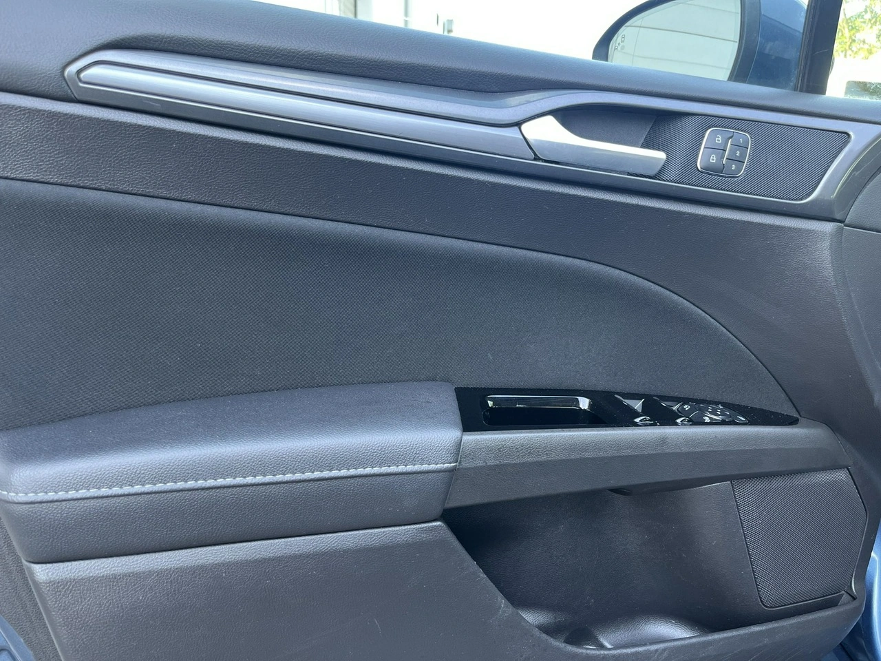 Ford Mondeo - Zdjęcie 13