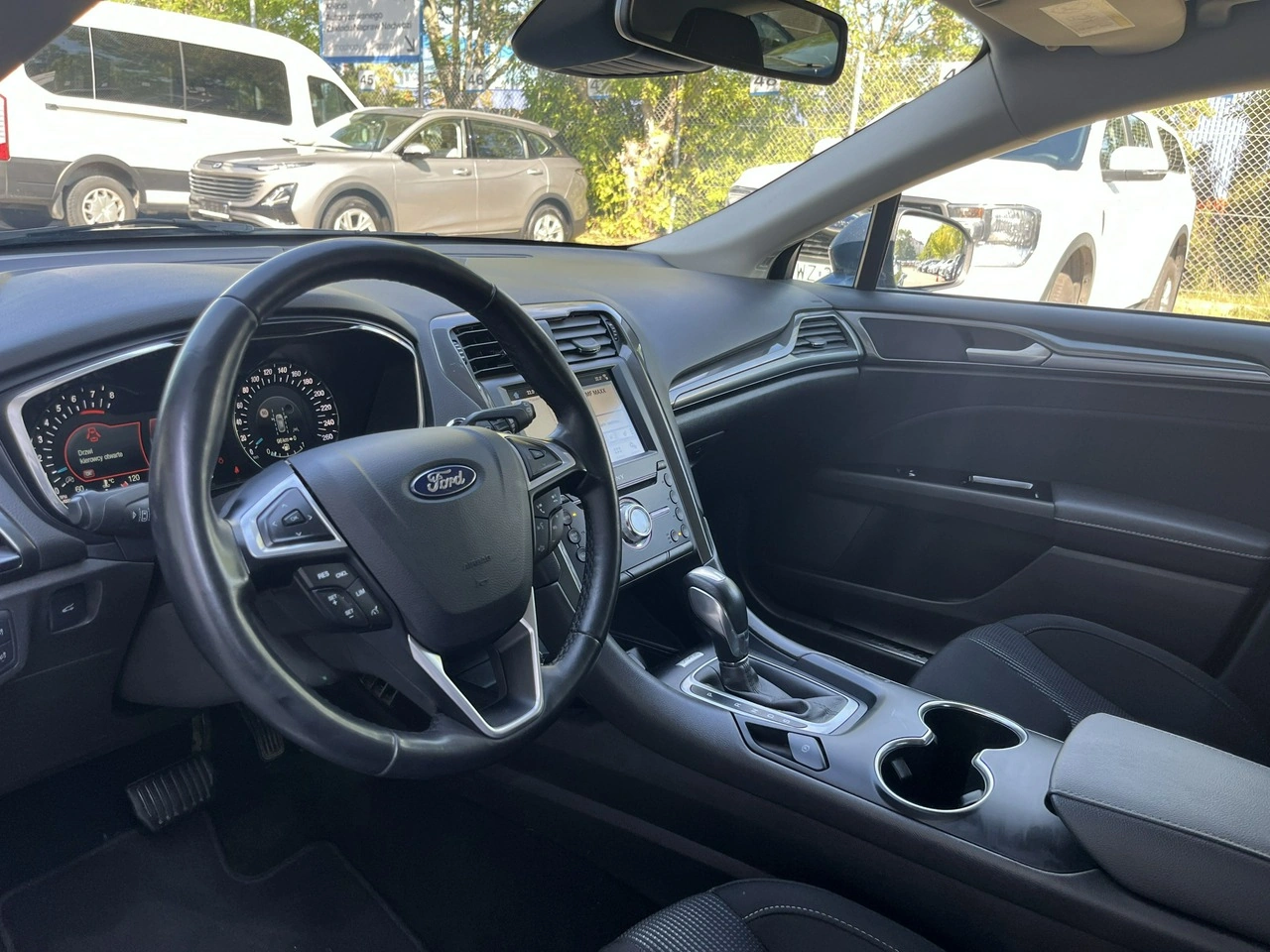 Ford Mondeo - Zdjęcie 14