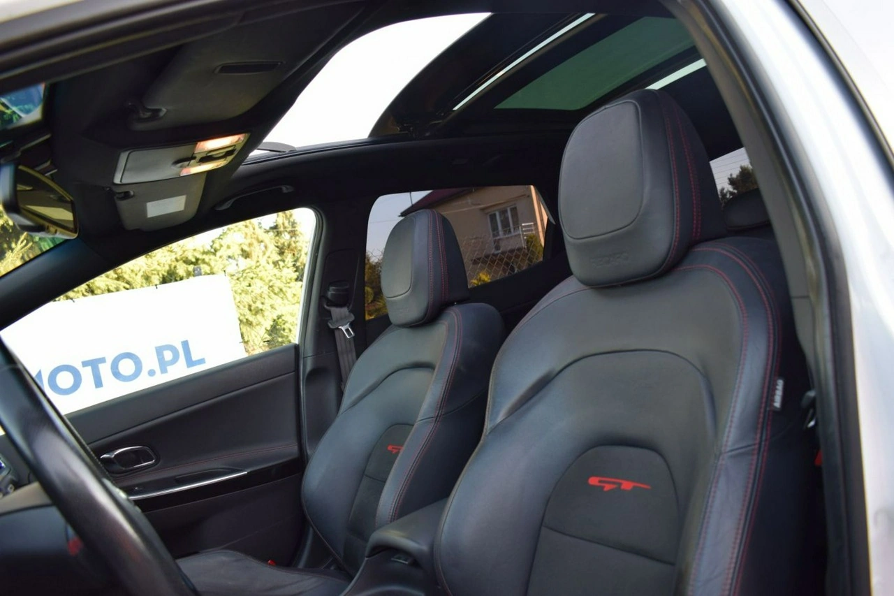 Kia Ceed - Zdjęcie 11