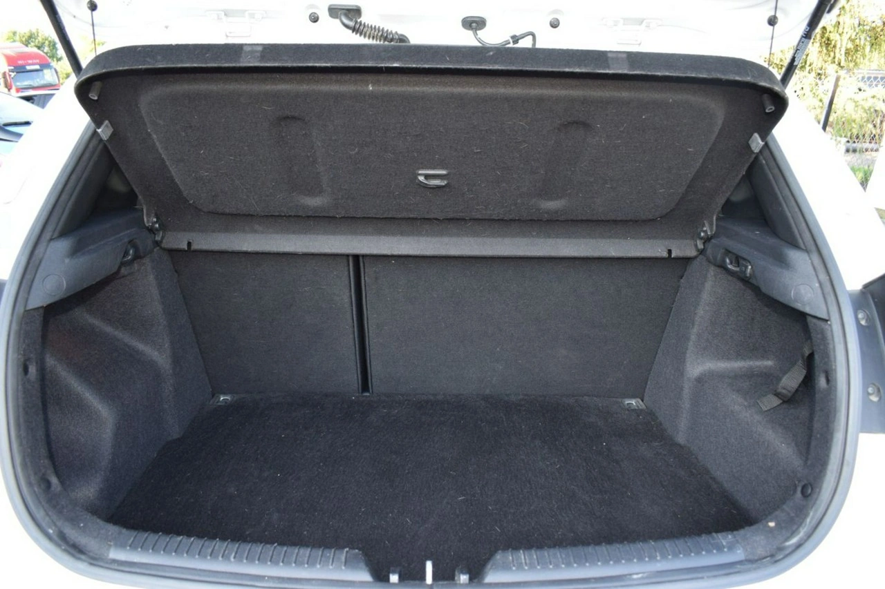 Kia Ceed - Zdjęcie 13