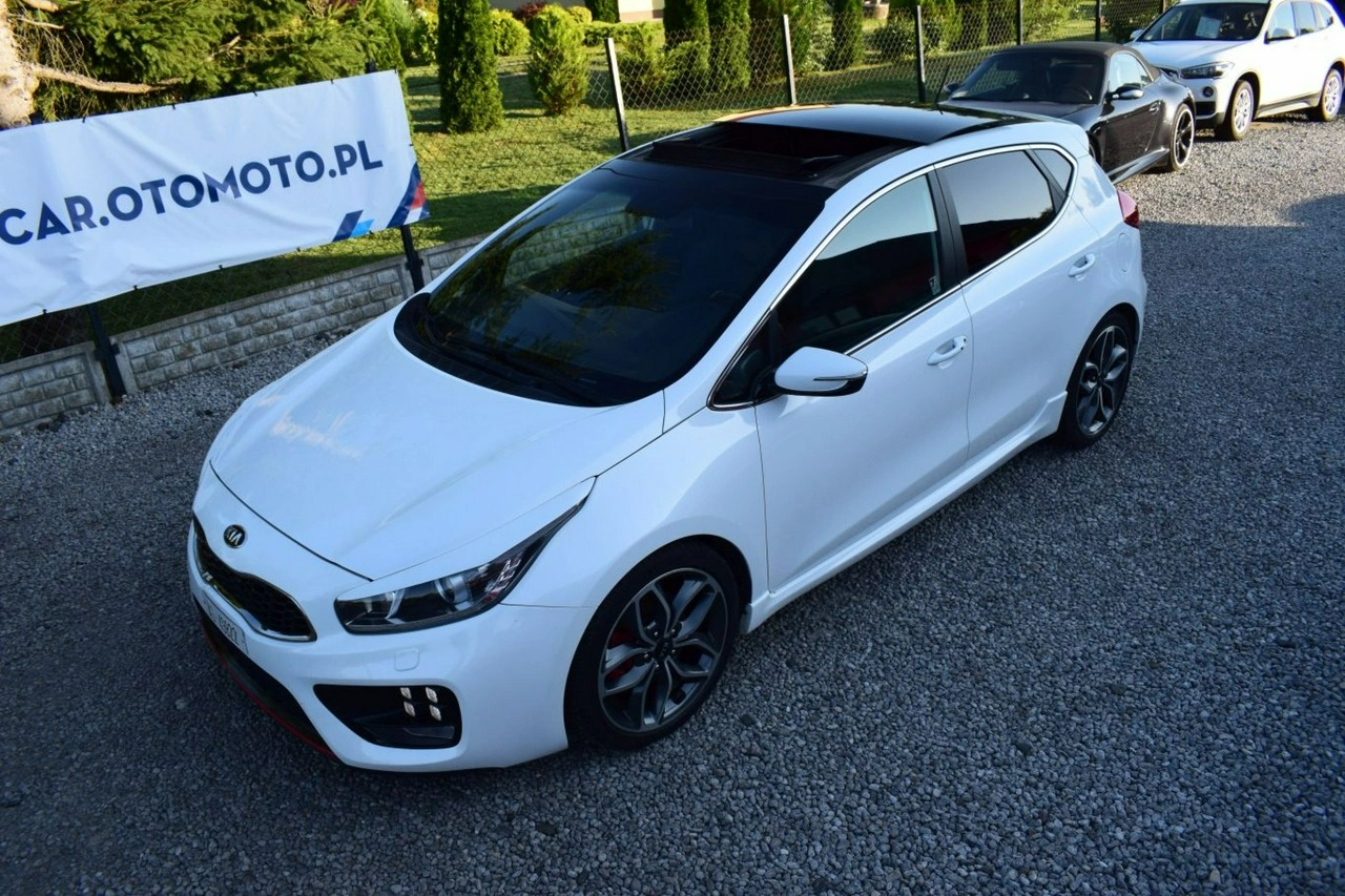 Kia Ceed - Zdjęcie 1