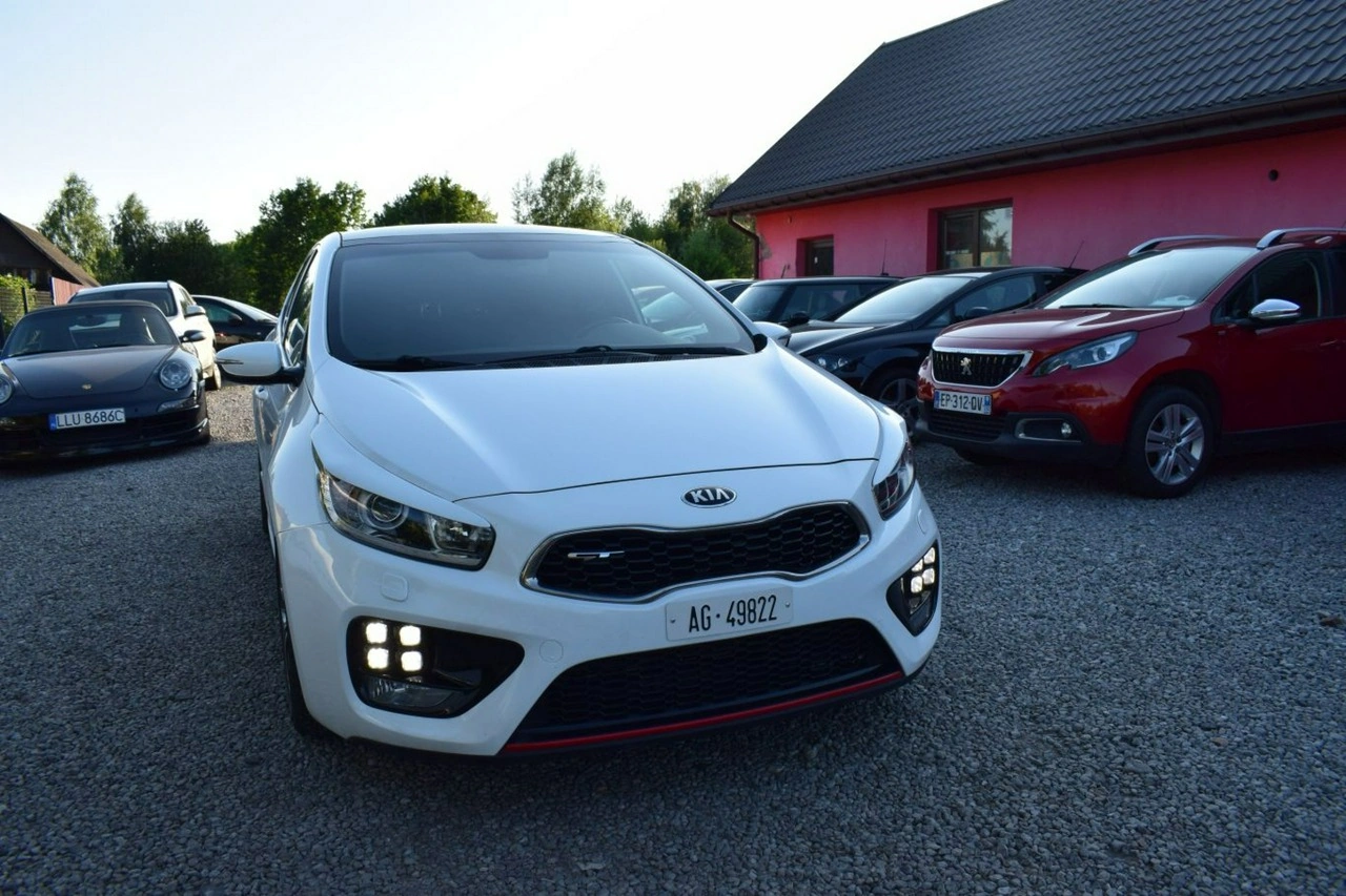 Kia Ceed - Zdjęcie 6
