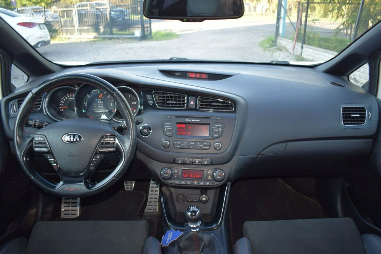 Kia Ceed - Zdjęcie 7