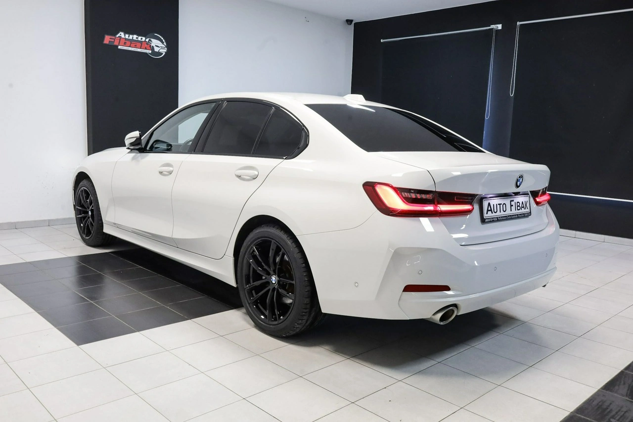 BMW 320 - Zdjęcie 9