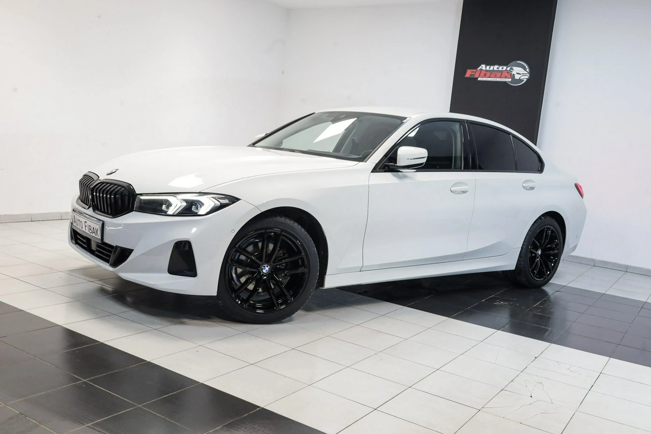BMW 320 - Zdjęcie 2