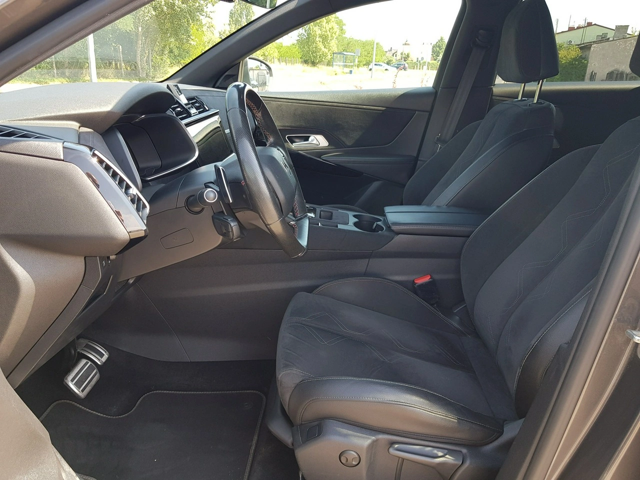 DS Automobiles DS 7 Crossback - Zdjęcie 9