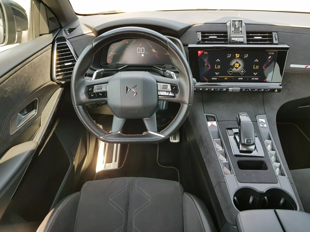 DS Automobiles DS 7 Crossback - Zdjęcie 13