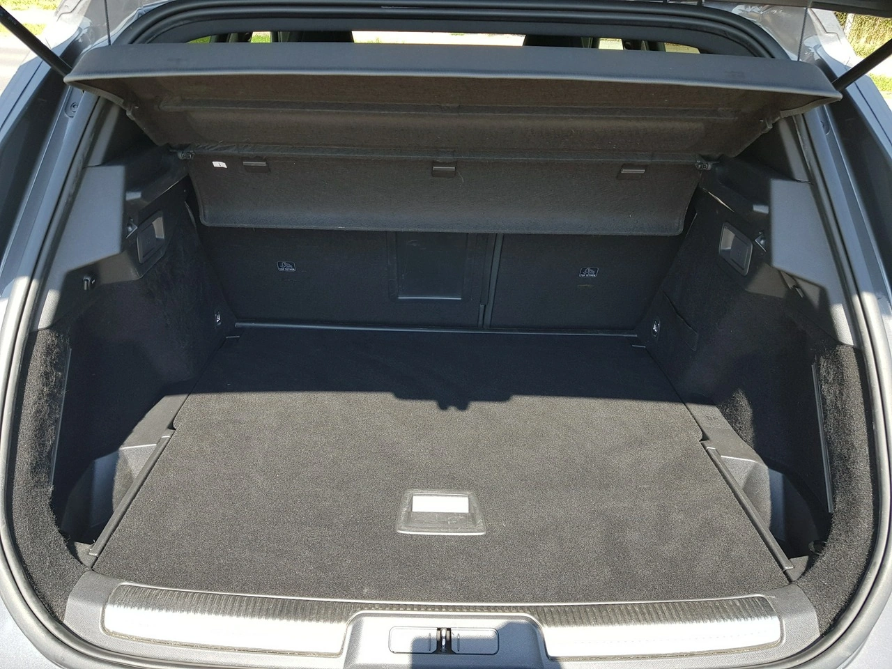 DS Automobiles DS 7 Crossback - Zdjęcie 14