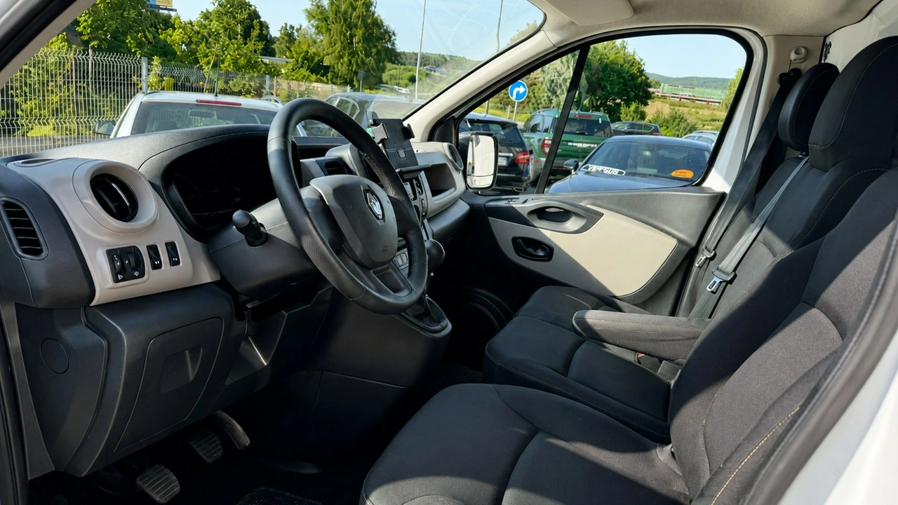 Renault Trafic - Zdjęcie 8