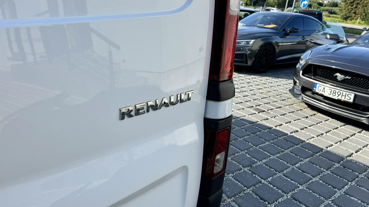 Renault Trafic - Zdjęcie 18