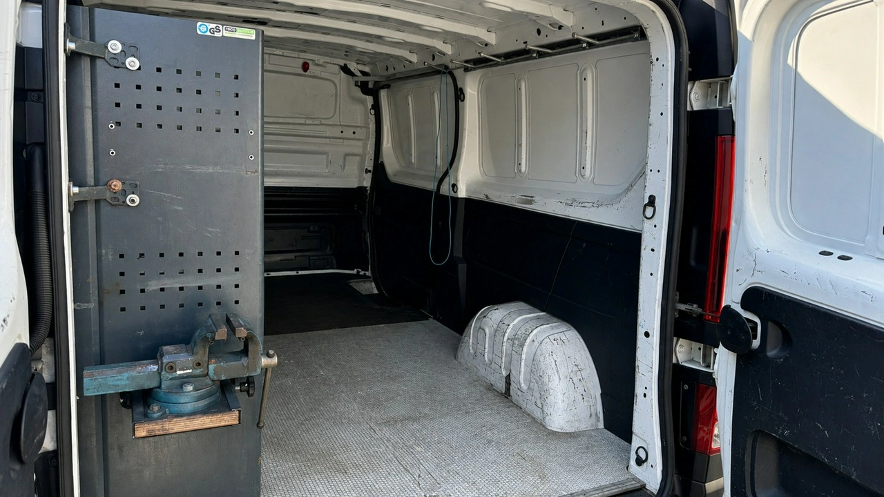 Renault Trafic - Zdjęcie 9