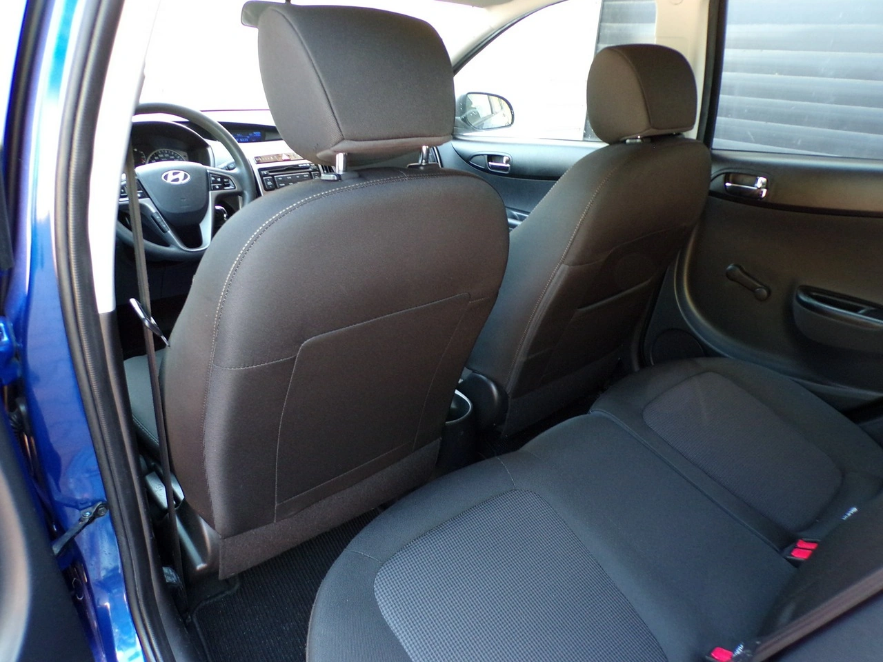 Hyundai i20 - Zdjęcie 17