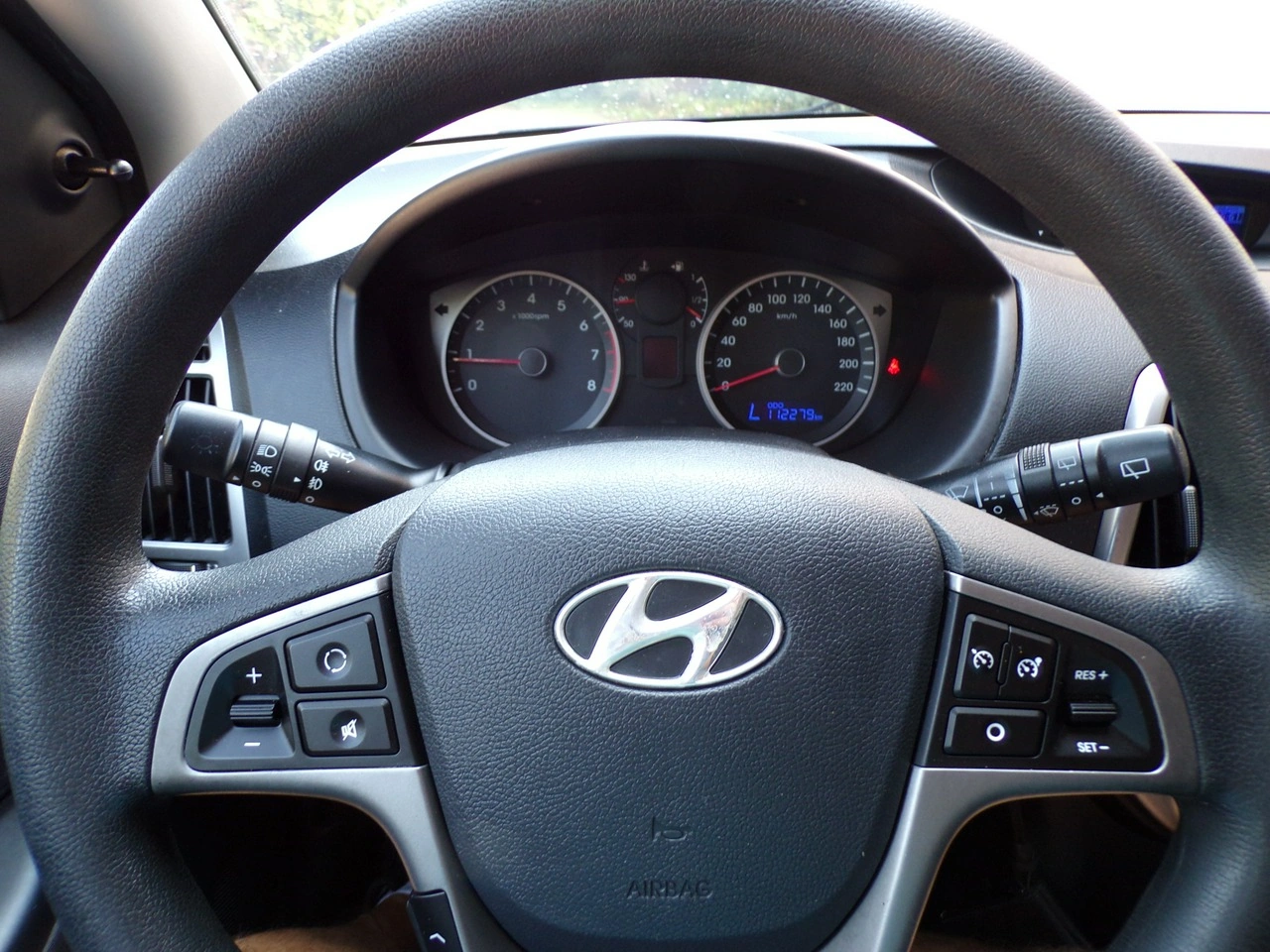 Hyundai i20 - Zdjęcie 31