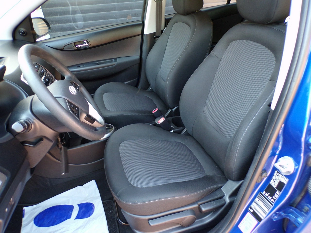Hyundai i20 - Zdjęcie 35