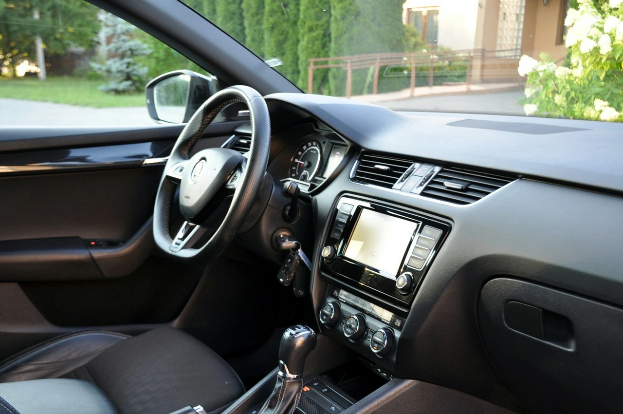 Skoda Octavia - Zdjęcie 17