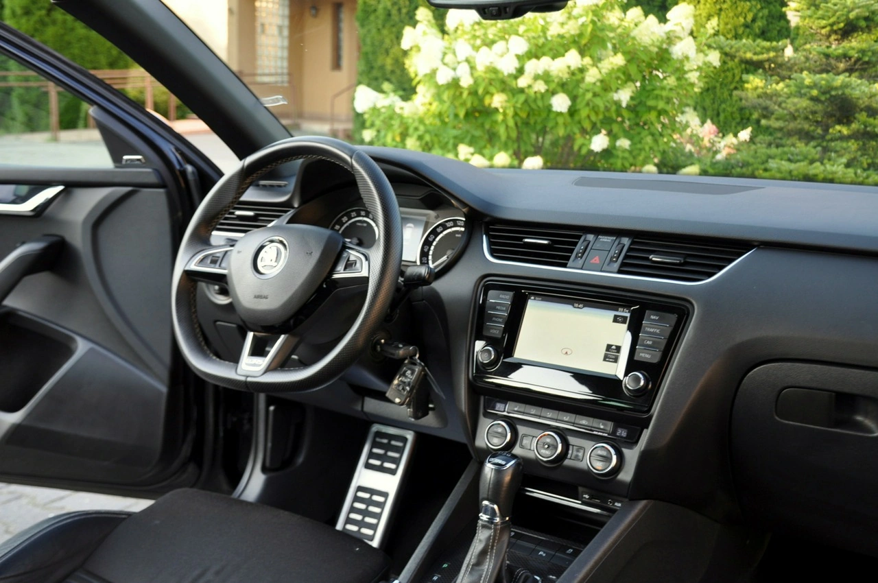 Skoda Octavia - Zdjęcie 25
