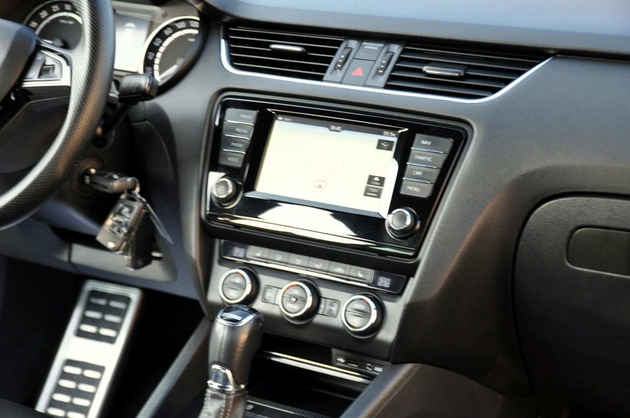 Skoda Octavia - Zdjęcie 26