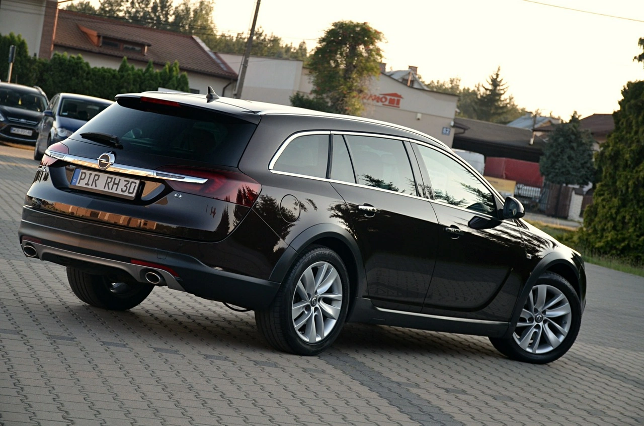 Opel Insignia Country Tourer - Zdjęcie 14