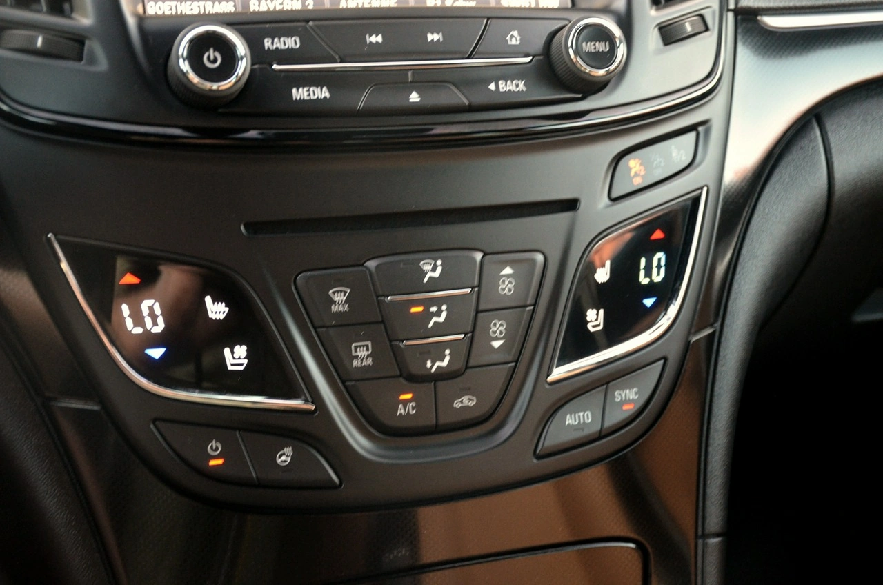 Opel Insignia Country Tourer - Zdjęcie 29