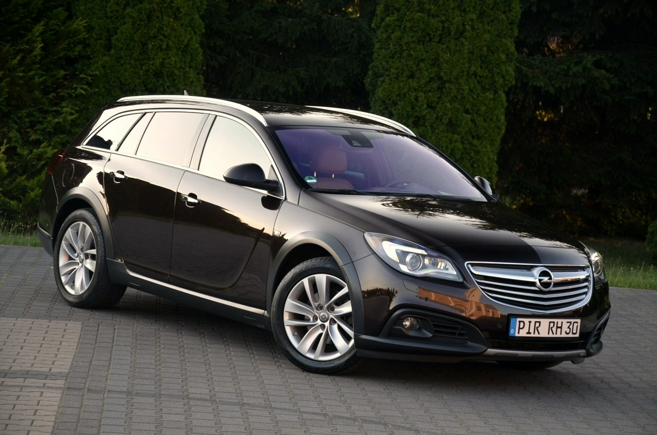 Opel Insignia Country Tourer - Zdjęcie 3