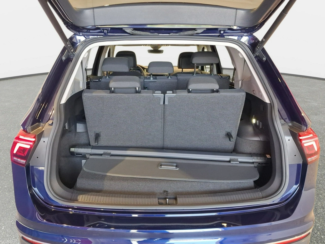 Volkswagen Tiguan Allspace - Zdjęcie 10