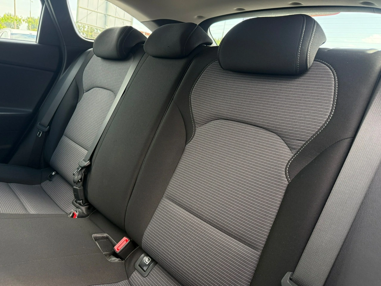 Hyundai i30 - Zdjęcie 27