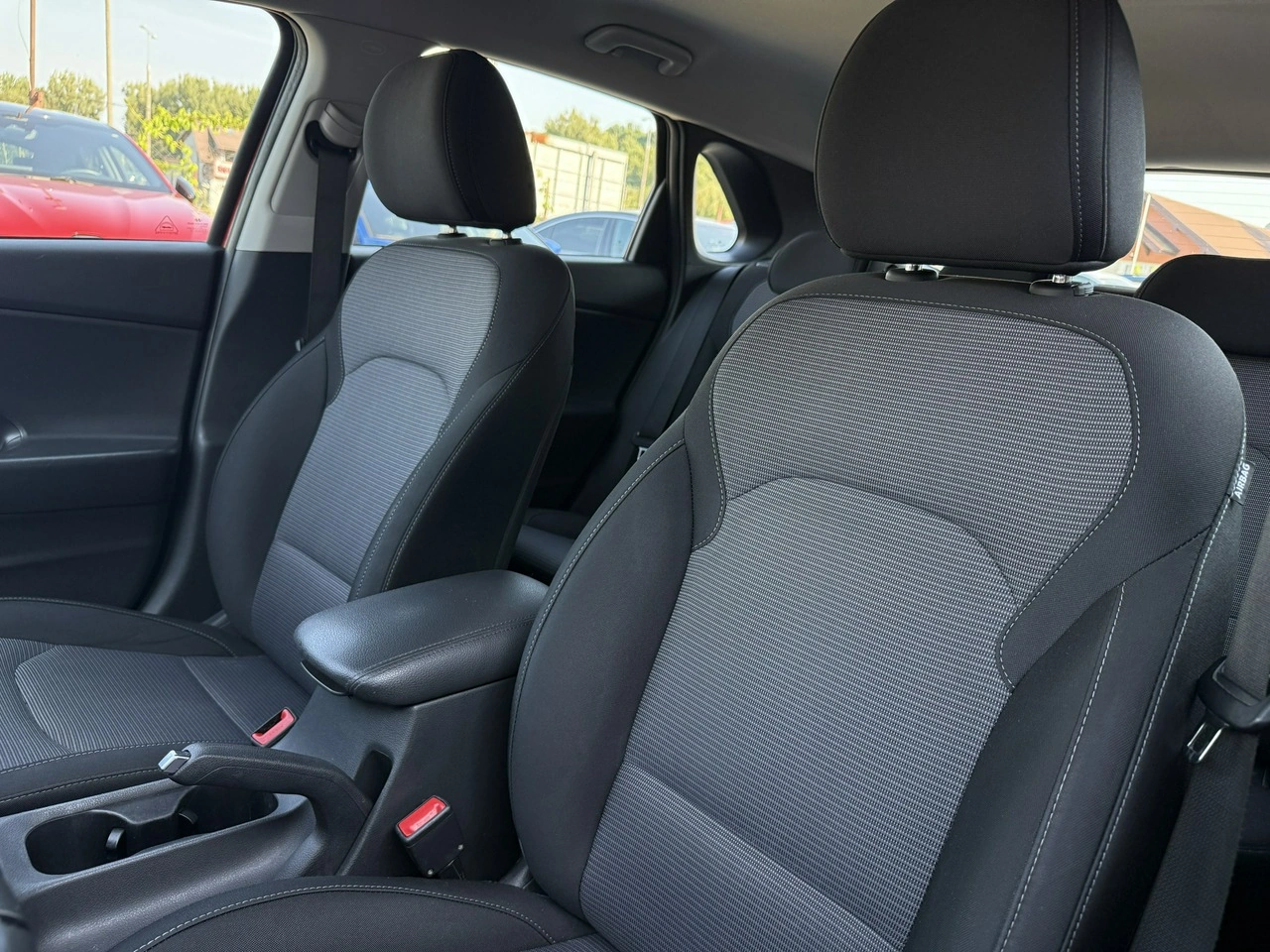 Hyundai i30 - Zdjęcie 9