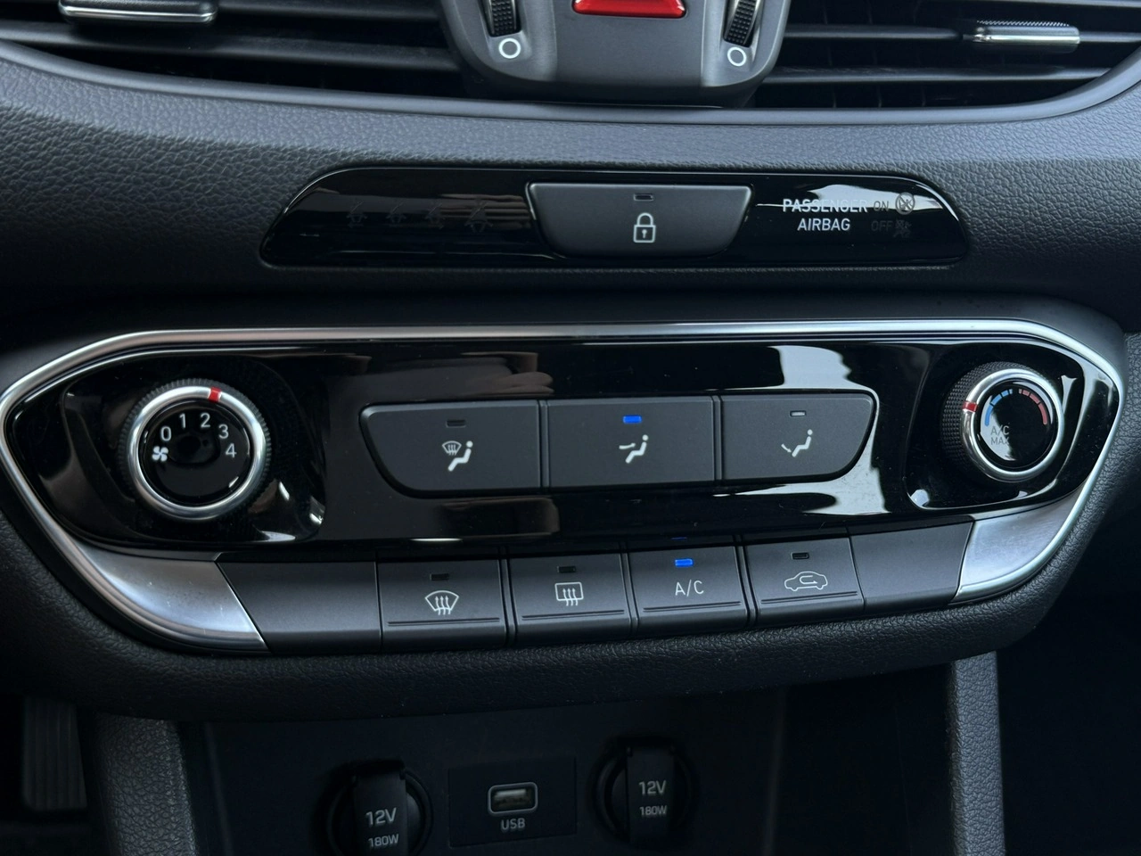 Hyundai i30 - Zdjęcie 22