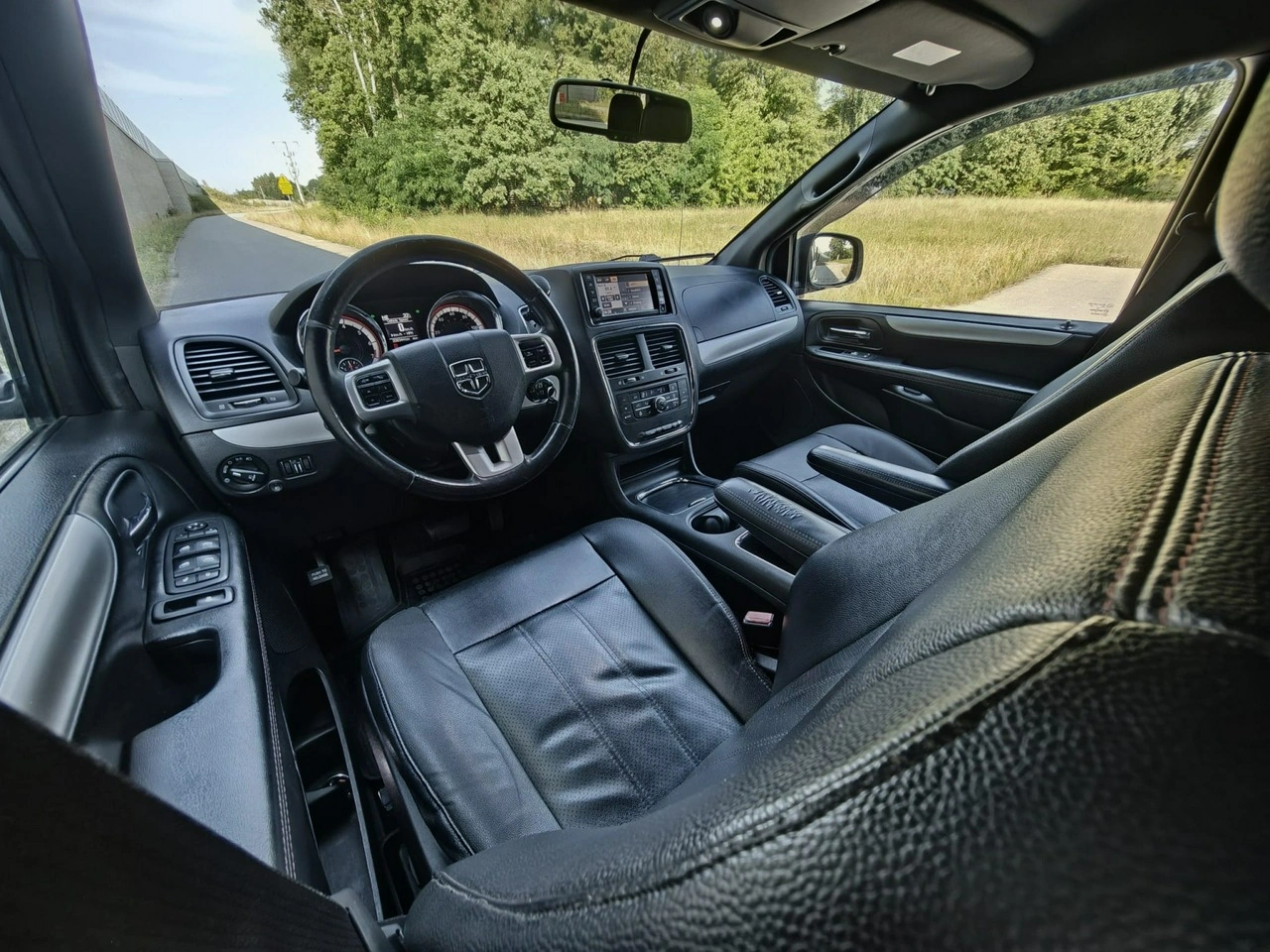 Dodge Grand Caravan - Zdjęcie 10