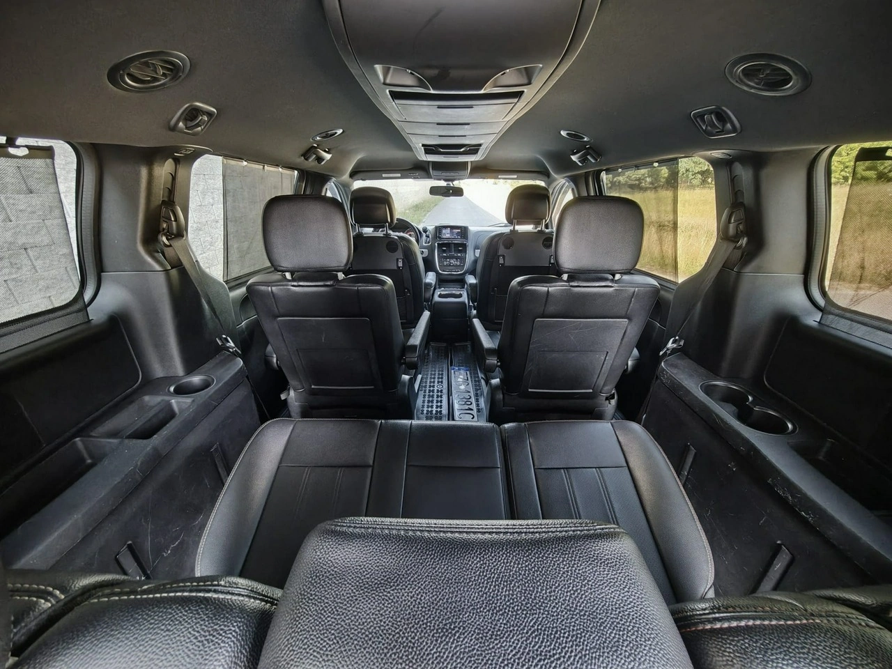 Dodge Grand Caravan - Zdjęcie 17