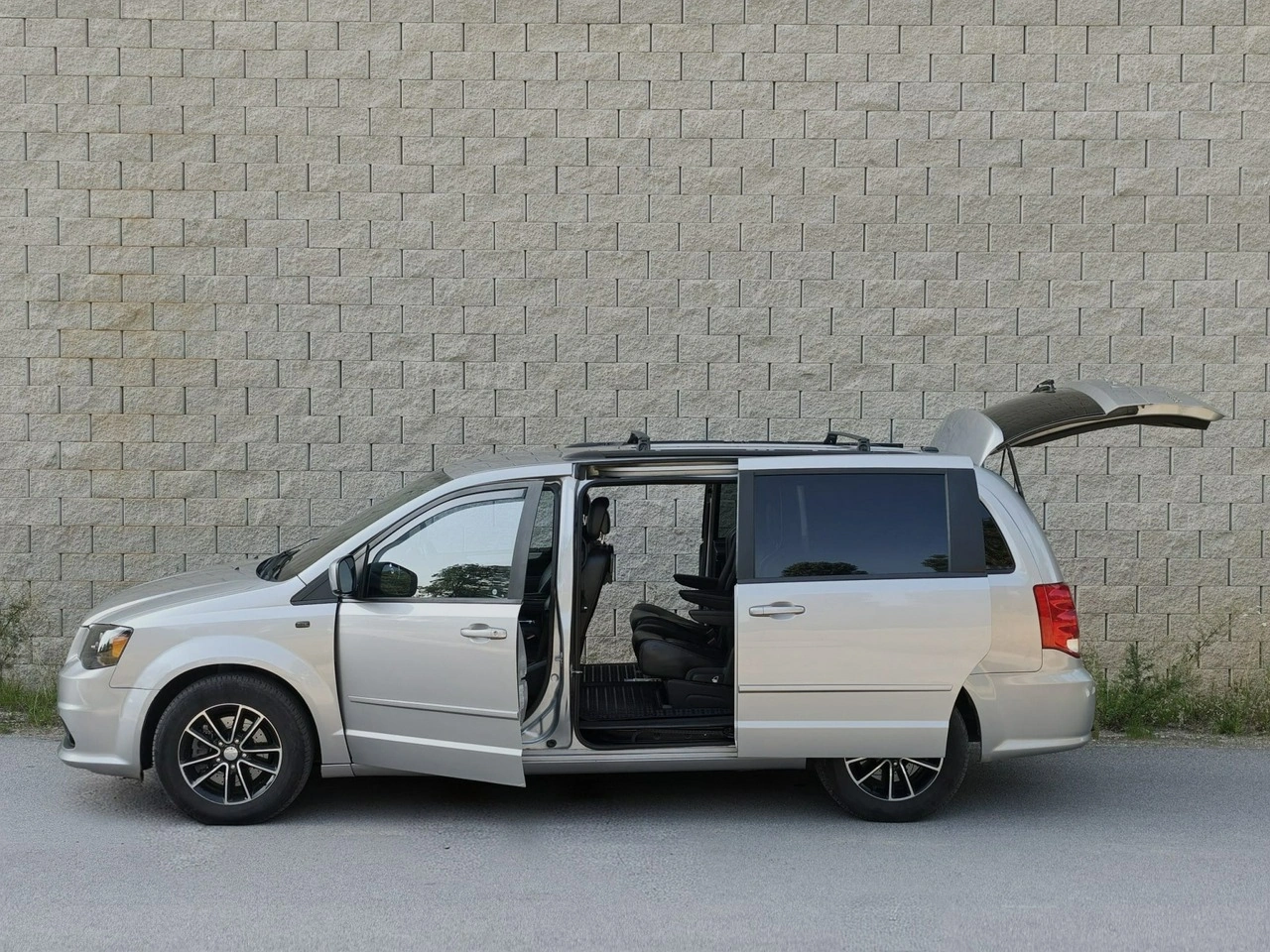 Dodge Grand Caravan - Zdjęcie 8