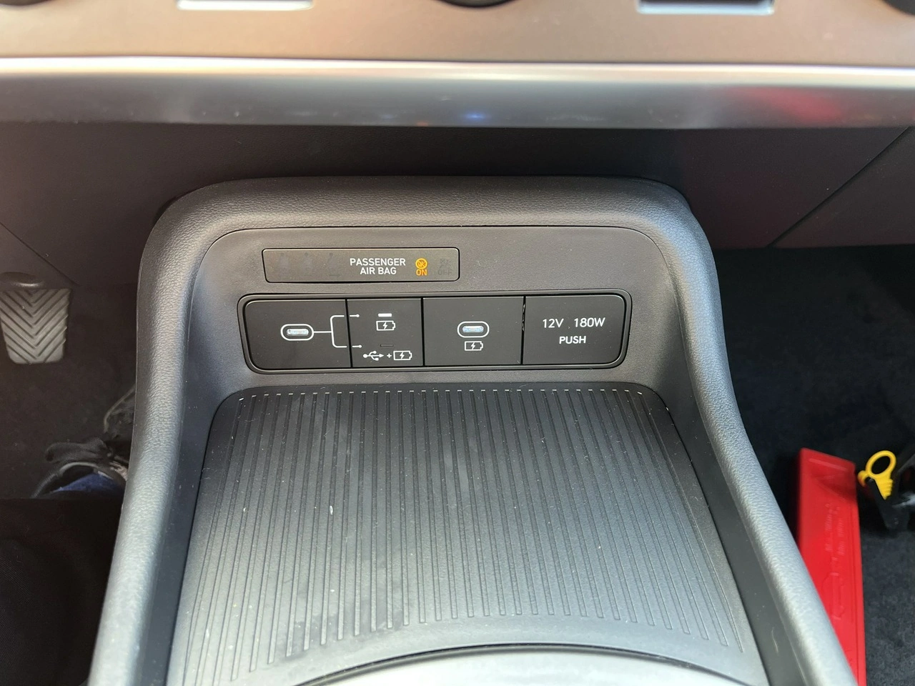 Hyundai Kona - Zdjęcie 26