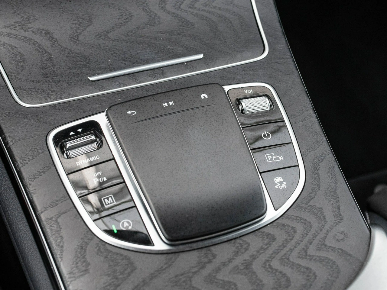 Mercedes GLC 200 - Zdjęcie 14