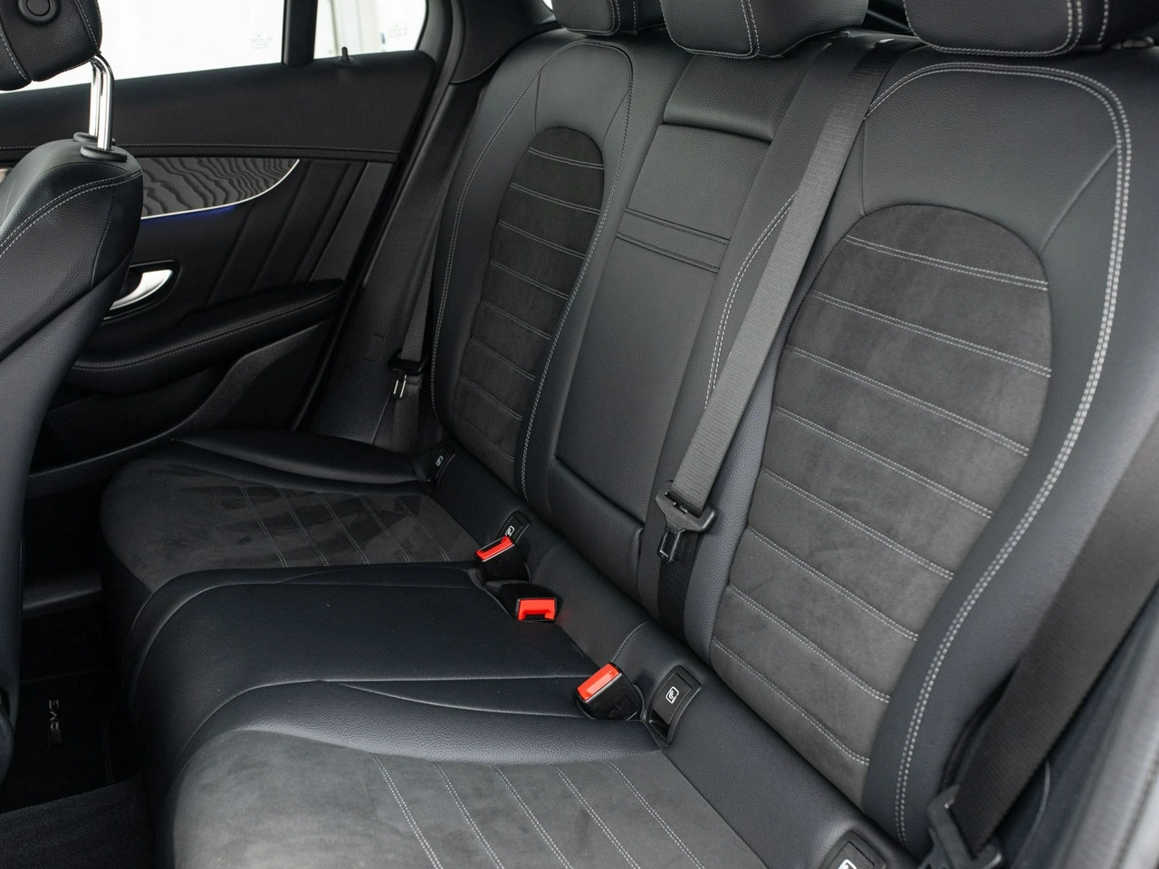 Mercedes GLC 200 - Zdjęcie 29