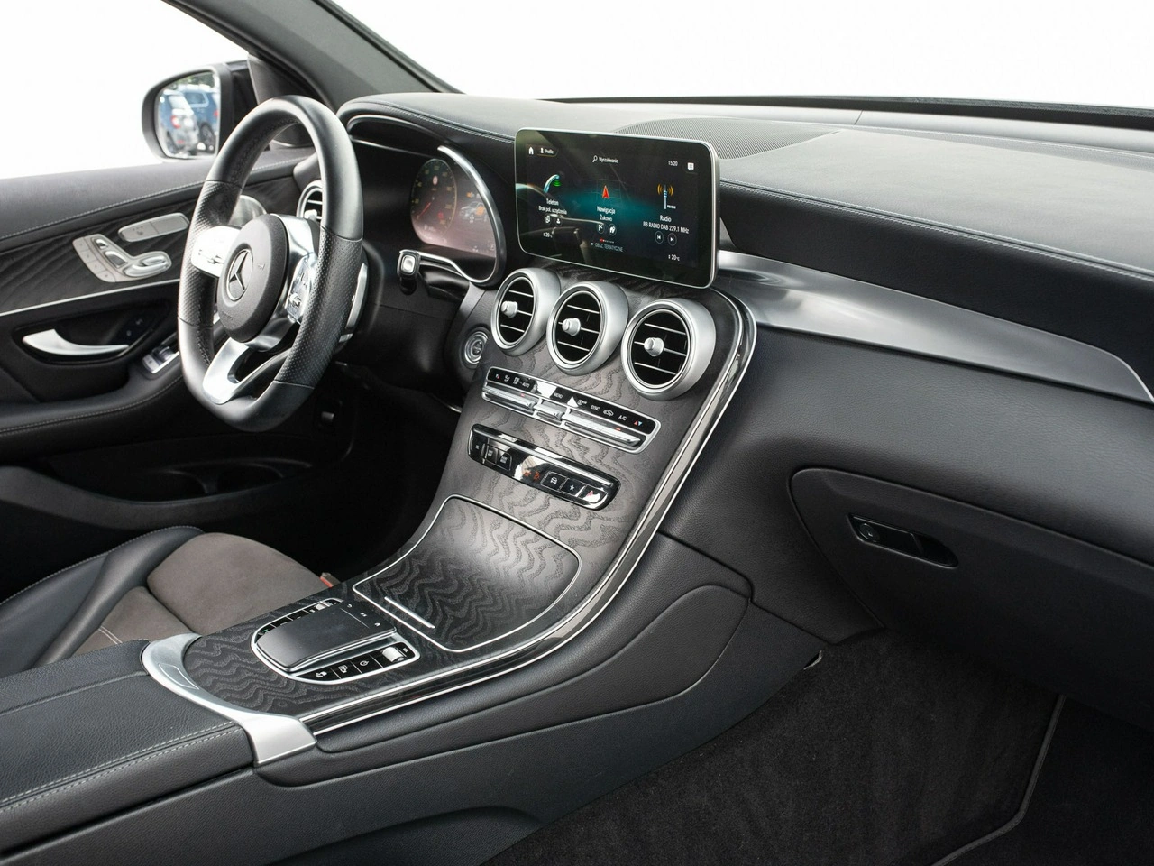 Mercedes GLC 200 - Zdjęcie 34