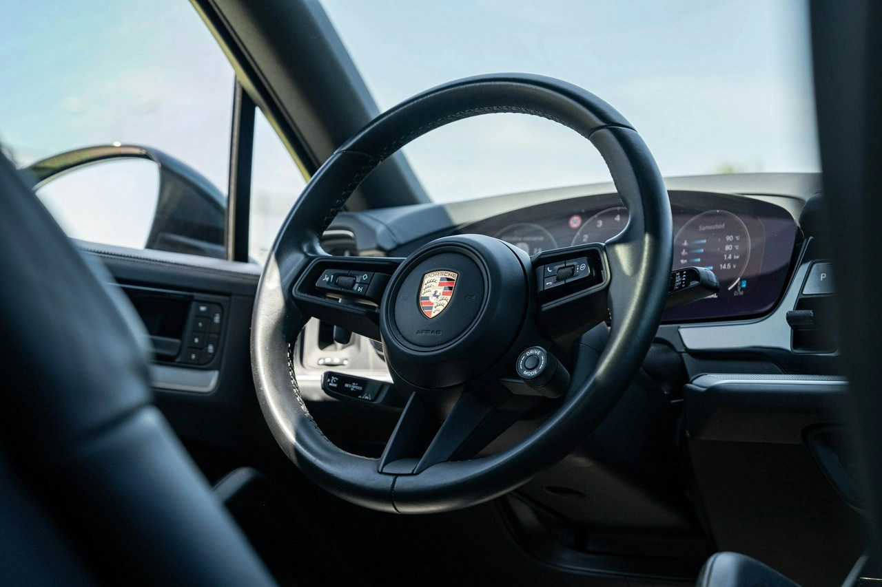 Porsche Cayenne S - Zdjęcie 17