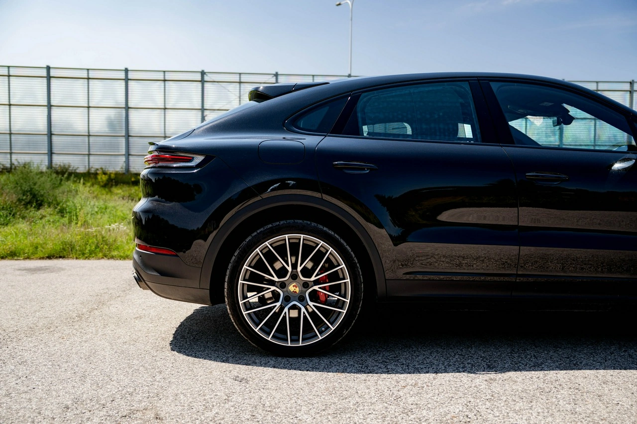Porsche Cayenne S - Zdjęcie 6